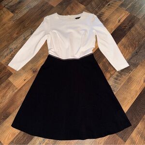 Banana Republic Cream Fabric with Black Tag